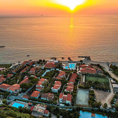 Villaggio Torre Ruffa Robinson Capo Vaticano Exteriér fotografie