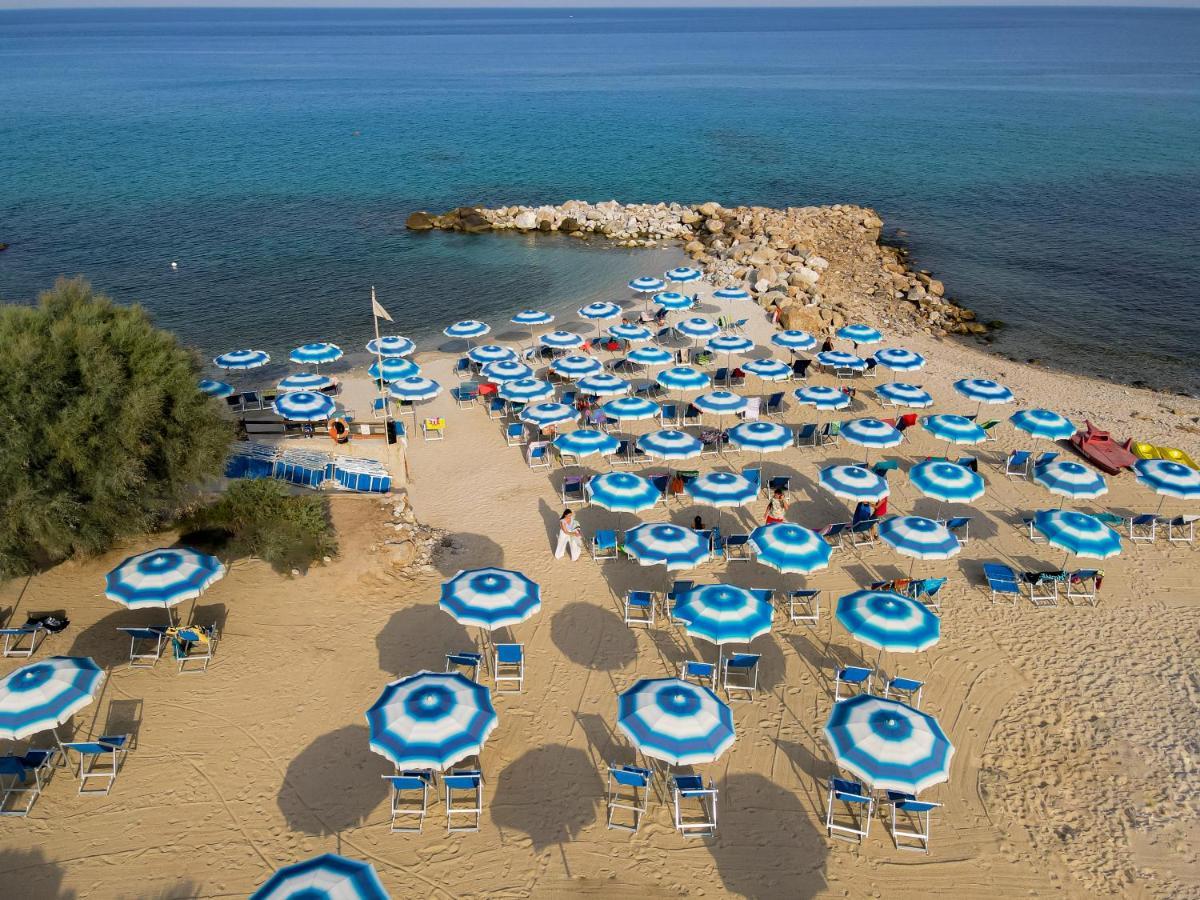 Villaggio Torre Ruffa Robinson Capo Vaticano Exteriér fotografie